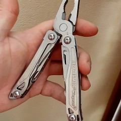 Мультитул LEATHERMAN WINGMAN 832523